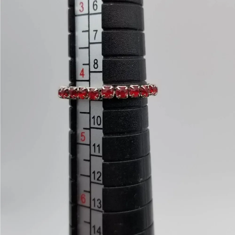 Crimson red stretch ring‎